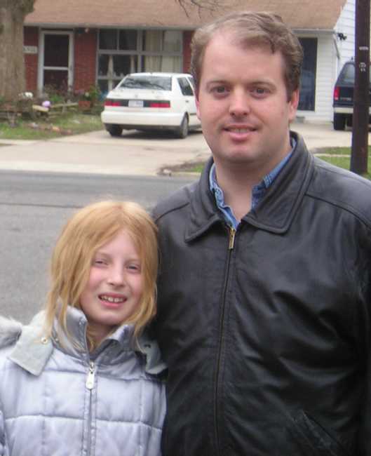 05  3 27  Alex & Brianna de Gaston on 4506 Rose Hill Dr crpd red50pct  P3272581